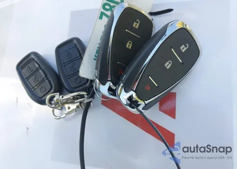 2021 Chevrolet Equinox Awd Lt from USA, damaged, VIN 3GNAXUEVXMS128862